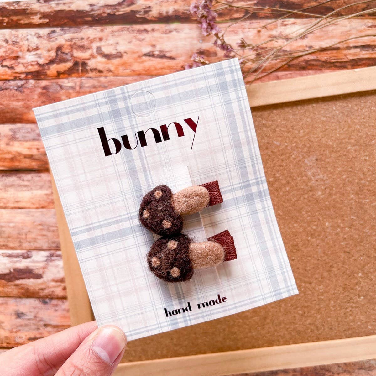 Mushroom Wool Felt Clip