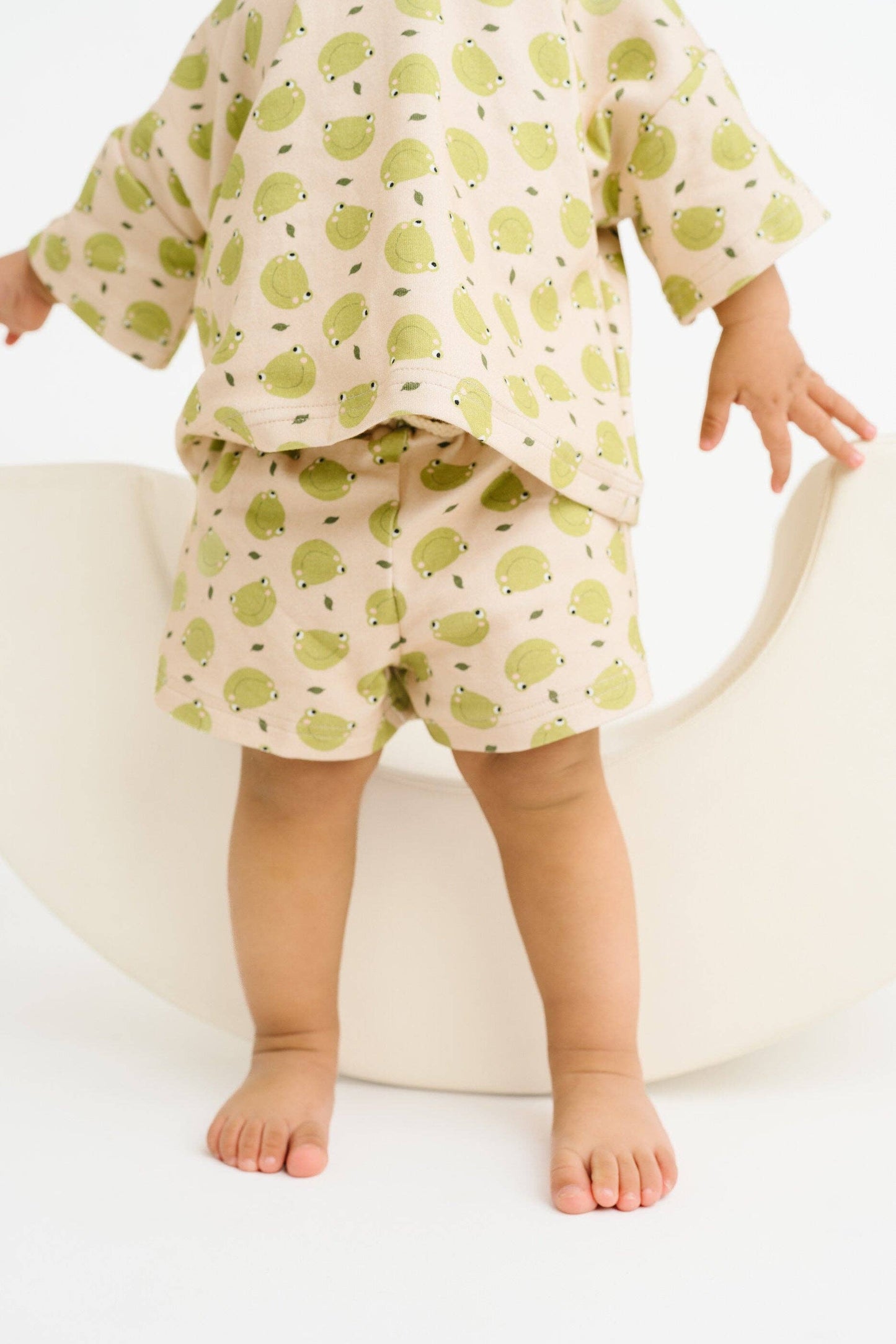 Froggy Friends Slouchy Set