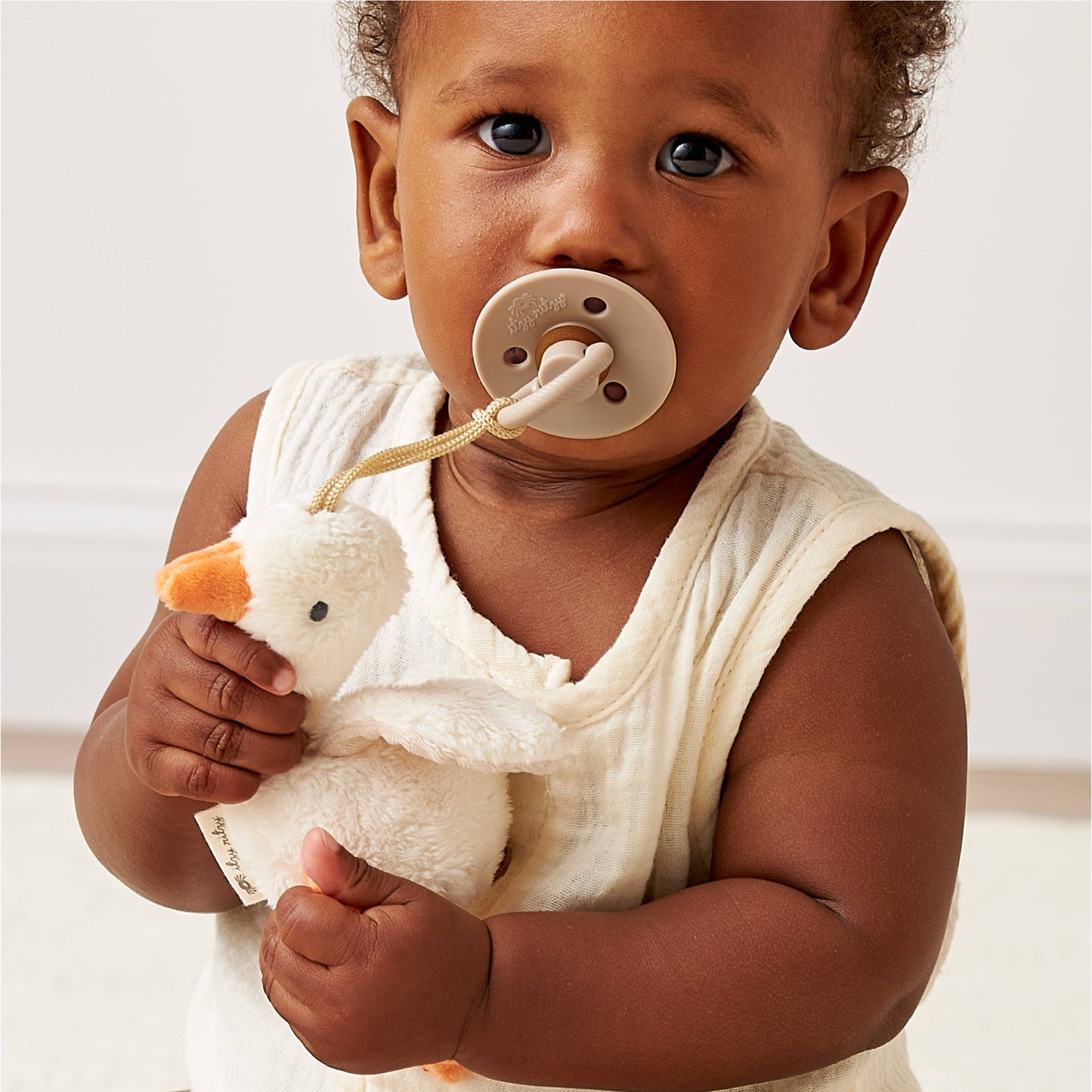 Paci Buddy: Bitzy Pals