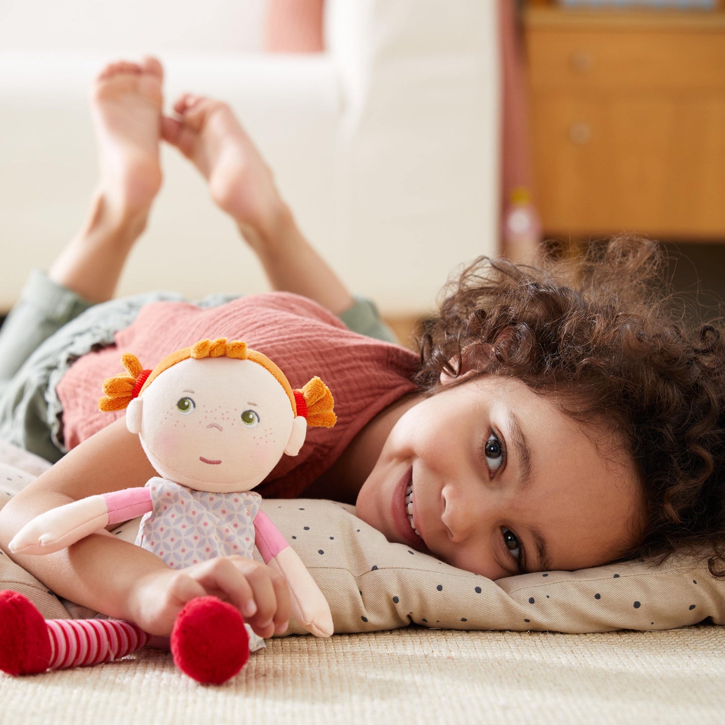 Roya Snug Up Doll