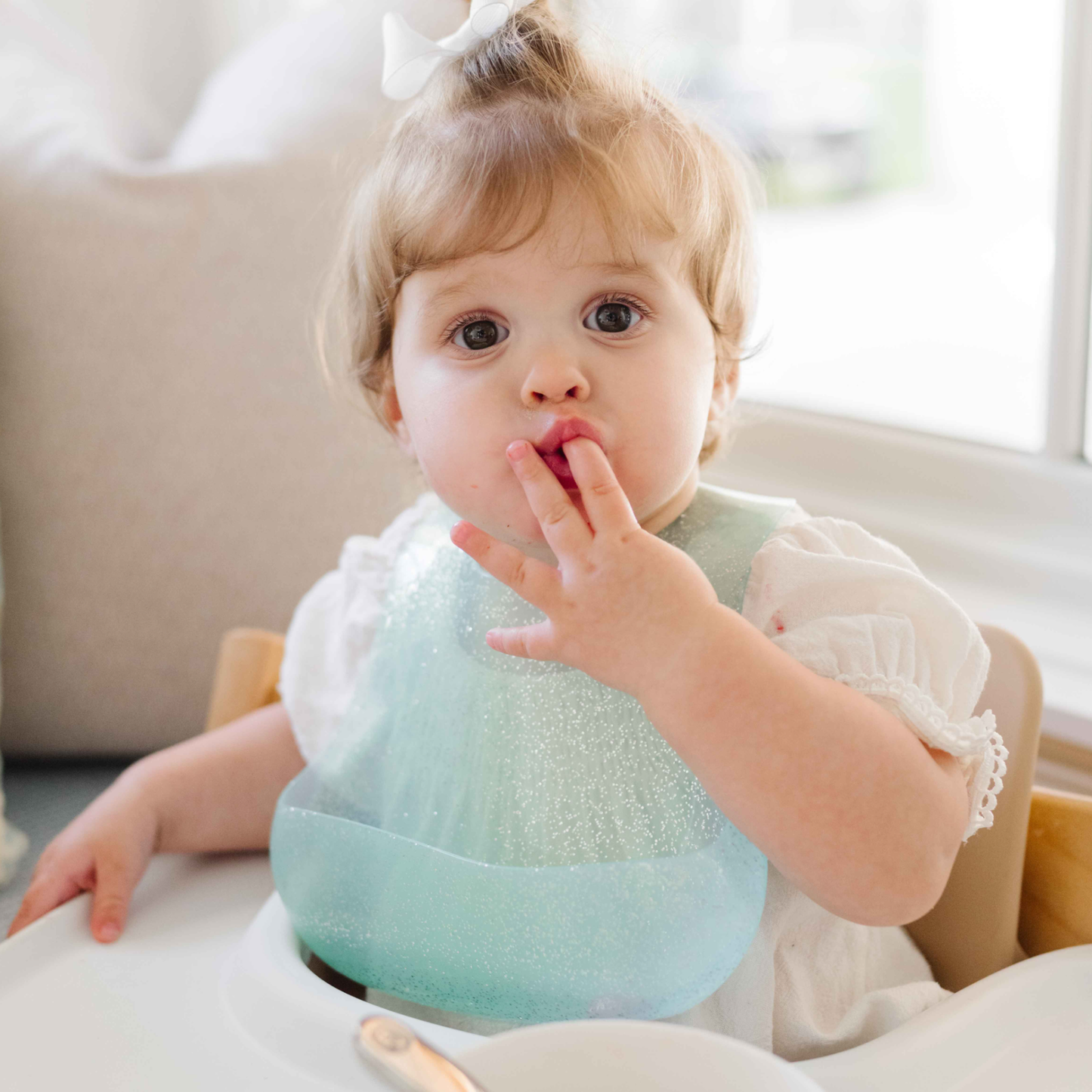 Kiwi Jelly- Magnetic Bib