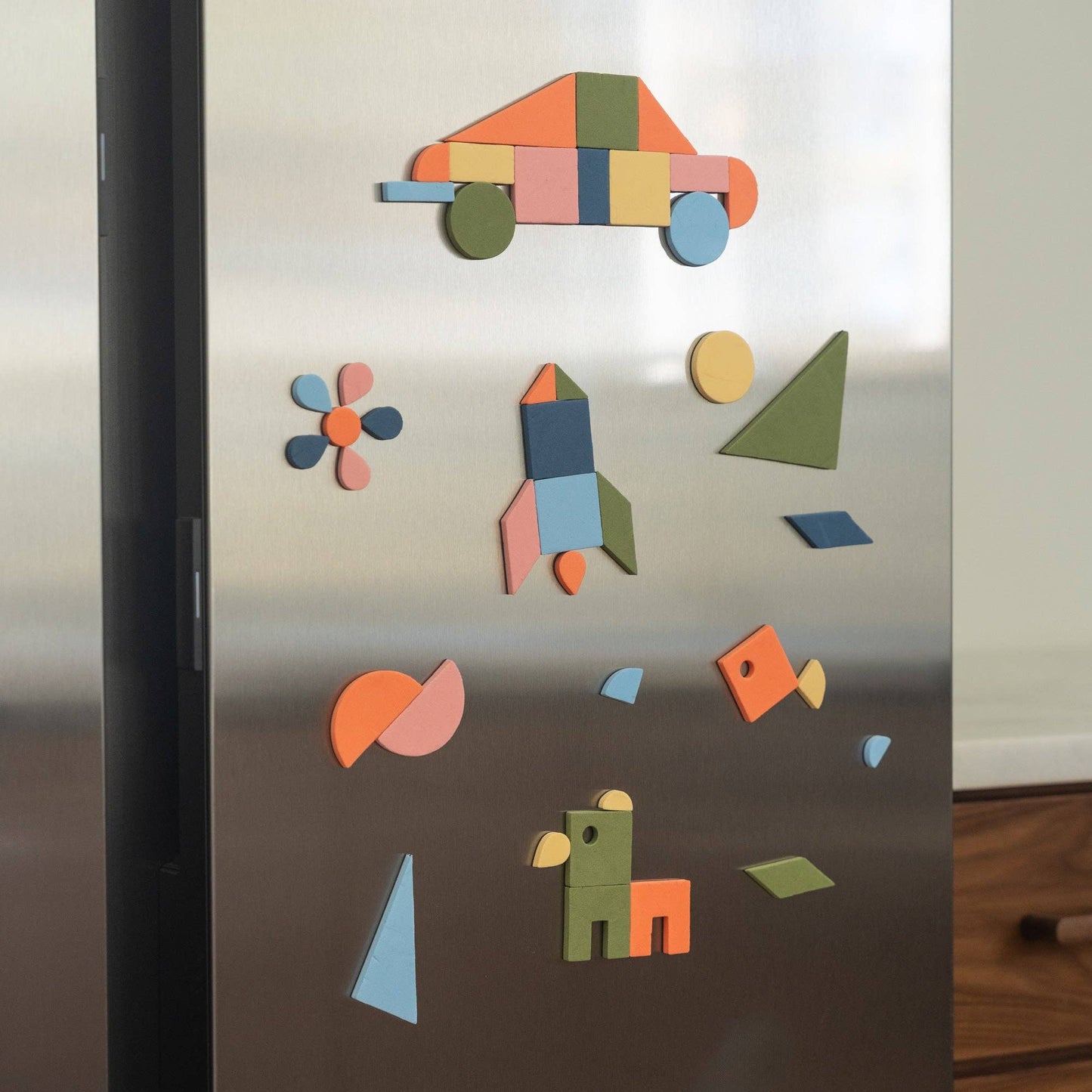 Magnetic Shapes in Rainbow Mod- 198pc