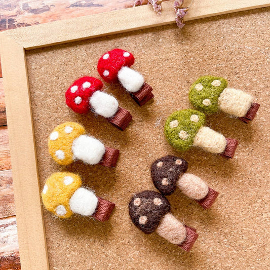 Mushroom Wool Felt Clip