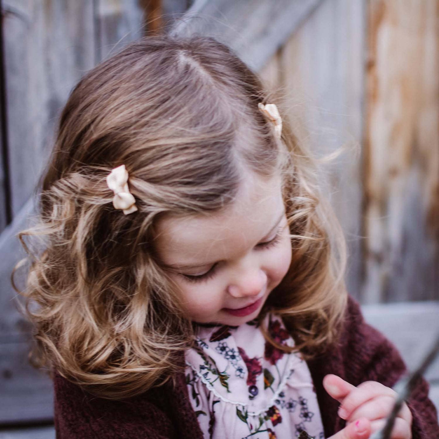 Purple Tulips- 5 Tiny Tuxedo Bows on Snap Clips